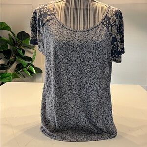 Lucky Brand Navy Floral Short Sleeve Top Large